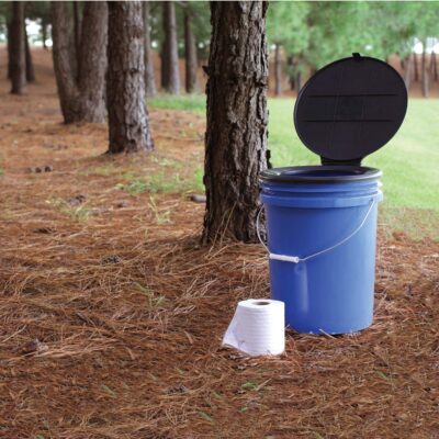 Camco Bucket Toilet Seat with Lid - Converts Standard 5 Gallon Bucket into Portable Toilet for Camping - Convenient Camping Toilet for Hunting & More - Includes 3 RV Toilet Waste Bags (41546)